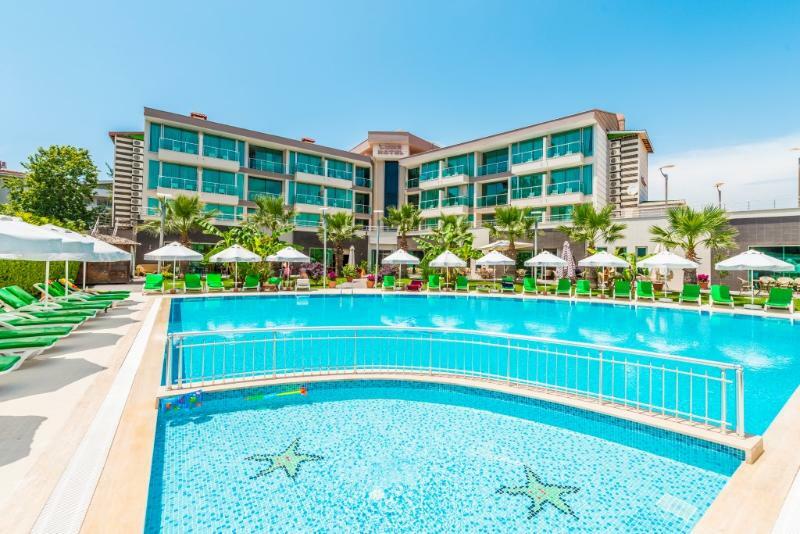 Otel Lowe
